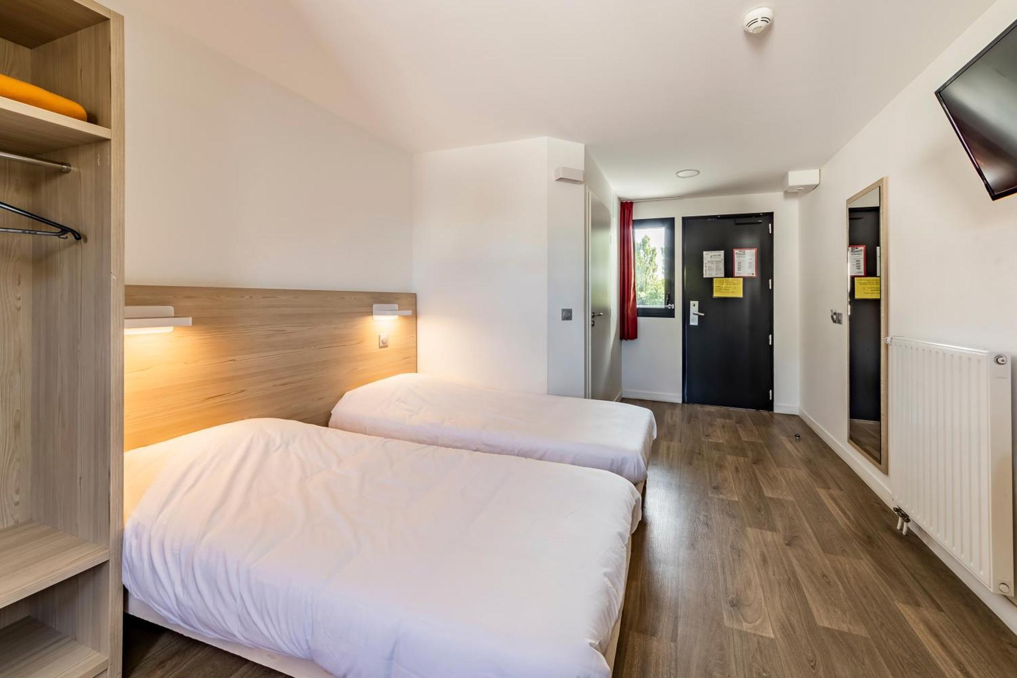 Hotel Du Parc - Chantepie Kültér fotó