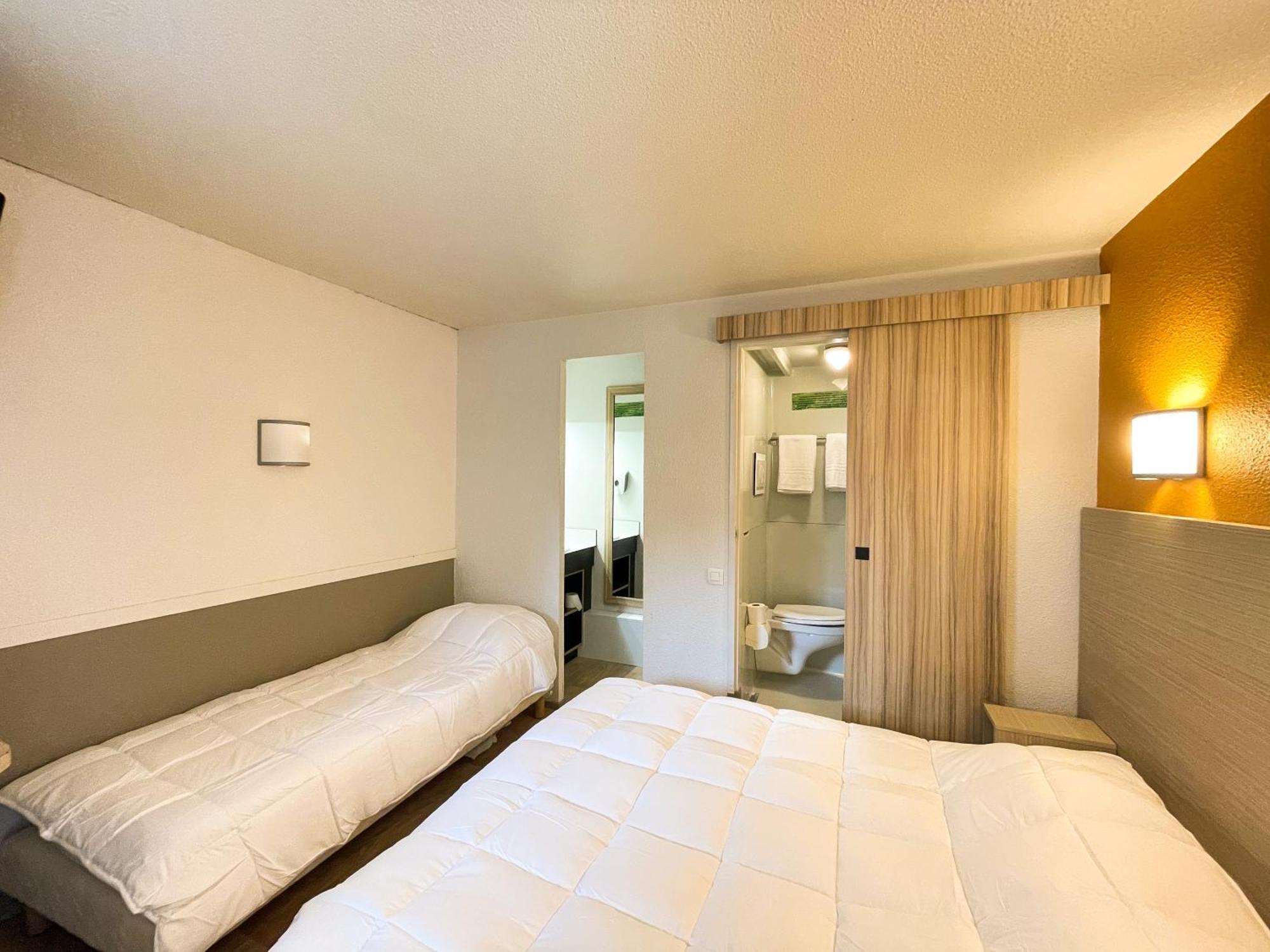 Hotel Du Parc - Chantepie Kültér fotó